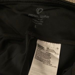 Like New Women’s Pearl Izumi Cycle Shorts -Black/Large